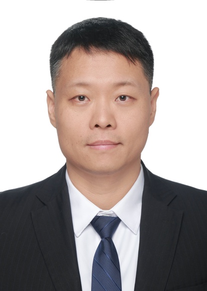 易鑫磊